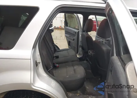 2010 Ford Escape Xlt из США, поврежденный, VIN 1FMCU9D7XAKB95166